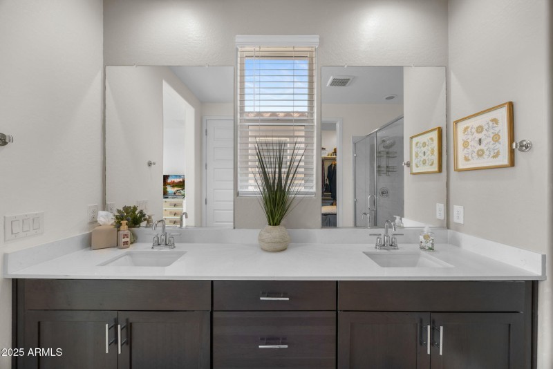 23-web-or-mls-36585-w-mediterranean-way