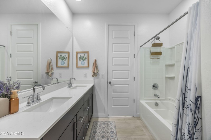 27-web-or-mls-36585-w-mediterranean-way