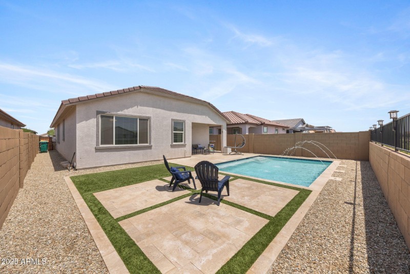 29-web-or-mls-36585-w-mediterranean-way