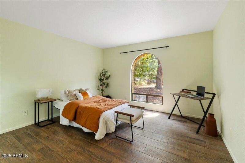 26-Secondary Bedroom