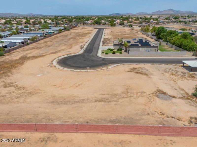 Cul d sac area of South side of area