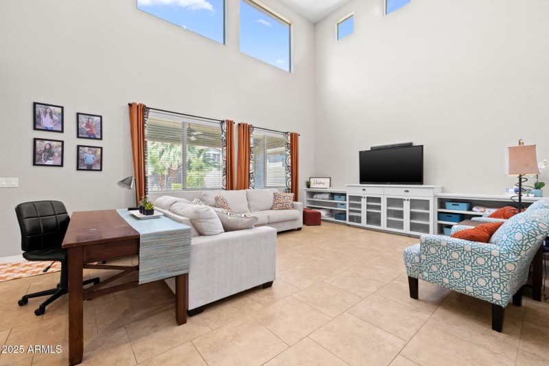 13-web-or-mls-10648 E. Kinetic Drive-13