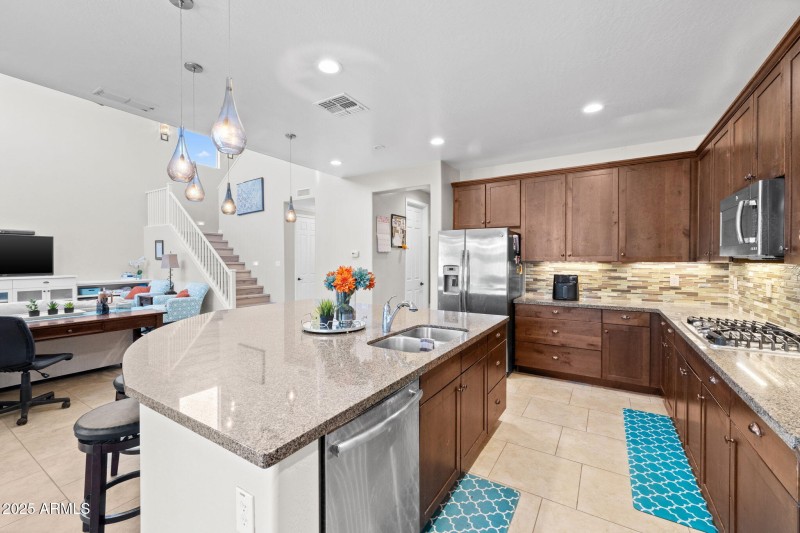 19-web-or-mls-10648 E. Kinetic Drive-19