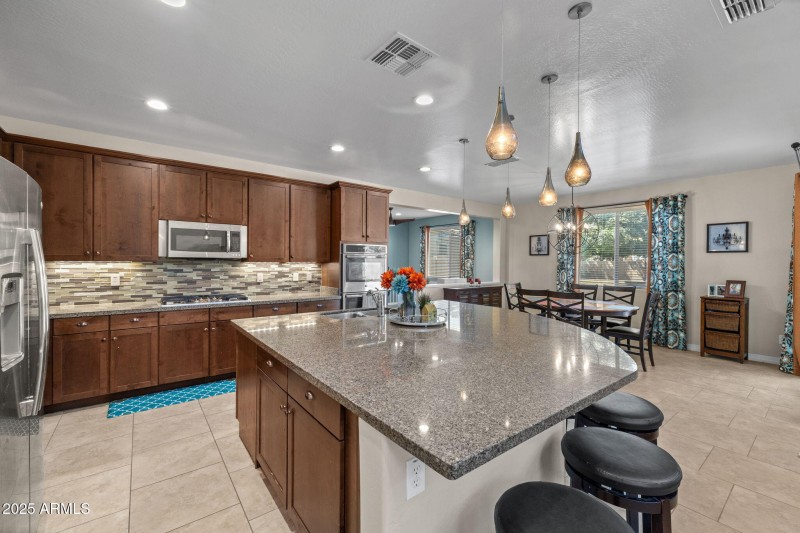 21-web-or-mls-10648 E. Kinetic Drive-21