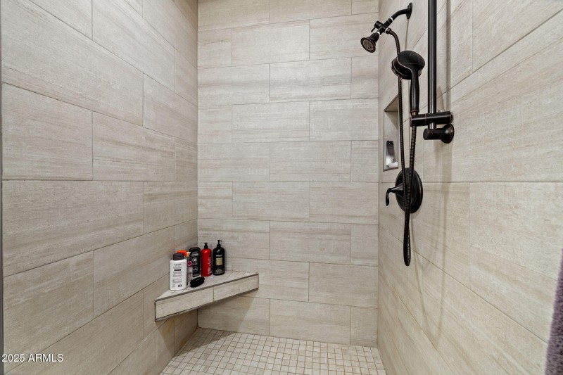 31-web-or-mls-10648 E. Kinetic Drive-31