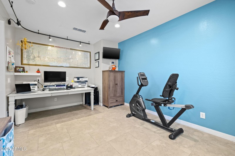 41-web-or-mls-10648 E. Kinetic Drive-41