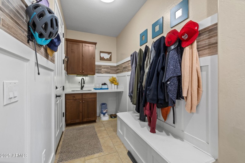 42-web-or-mls-10648 E. Kinetic Drive-42