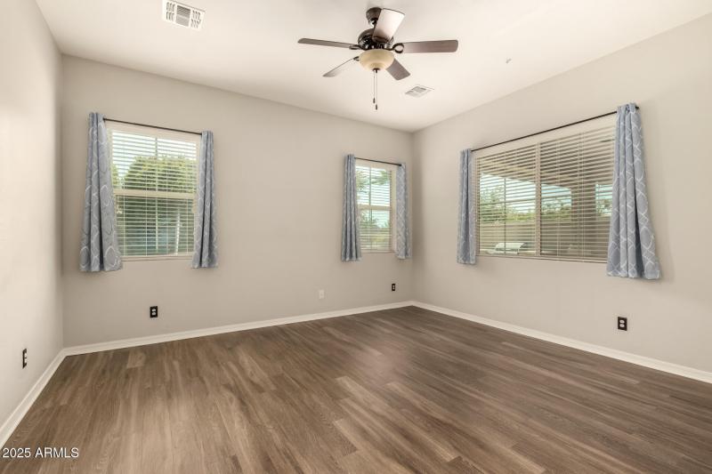 21 - Las Colinas 439