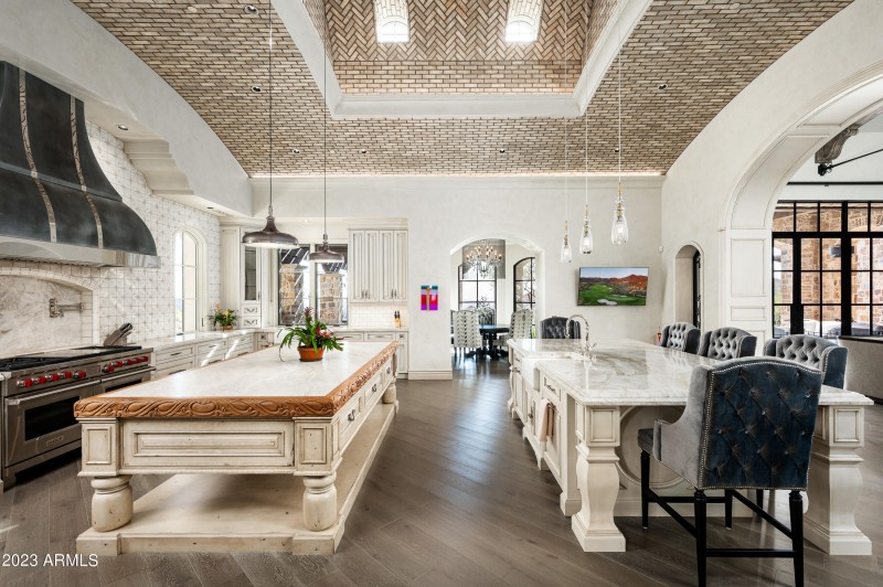 Double Center Islands