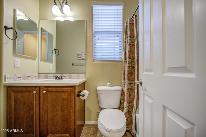 Full Guest Bathroom