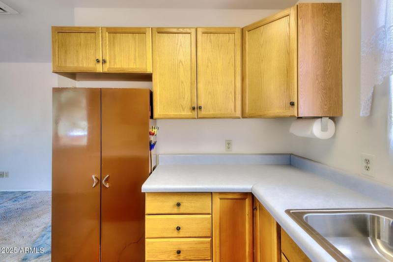 082223-2011 East Foothills Drive