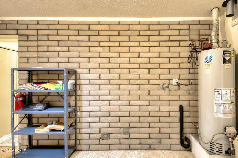 082323-2011 East Foothills Drive