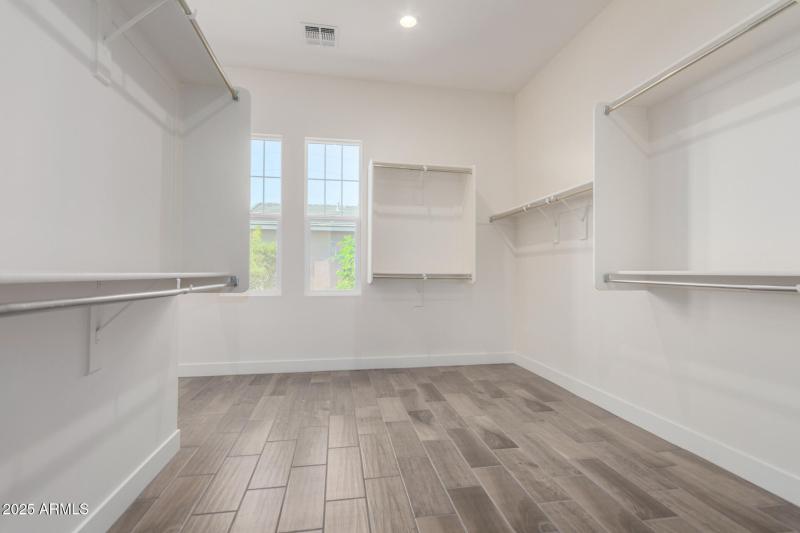 Walk-in Closet