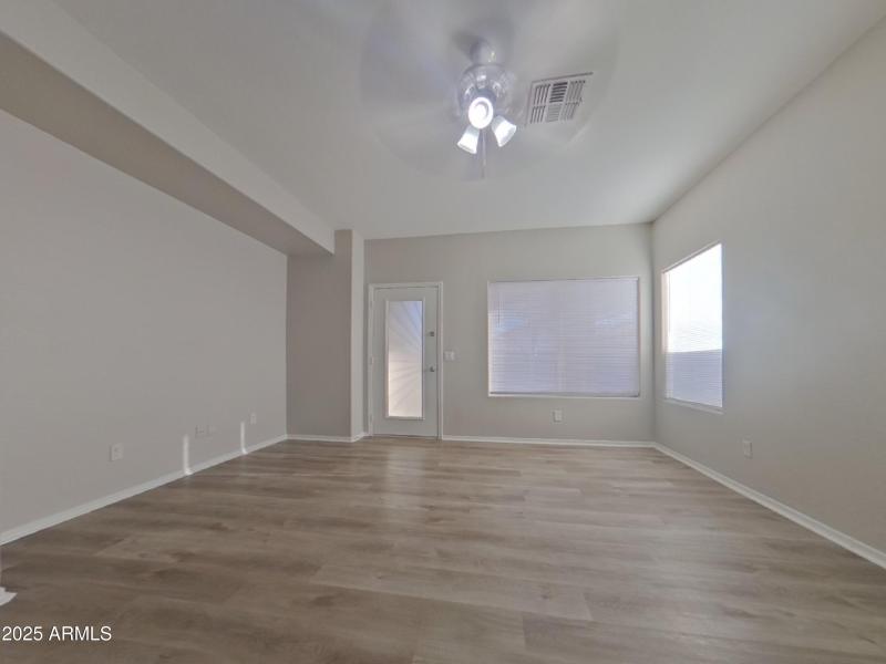 4_pc_MqjSd7zclV_MRbCtMAdnv_layout_0