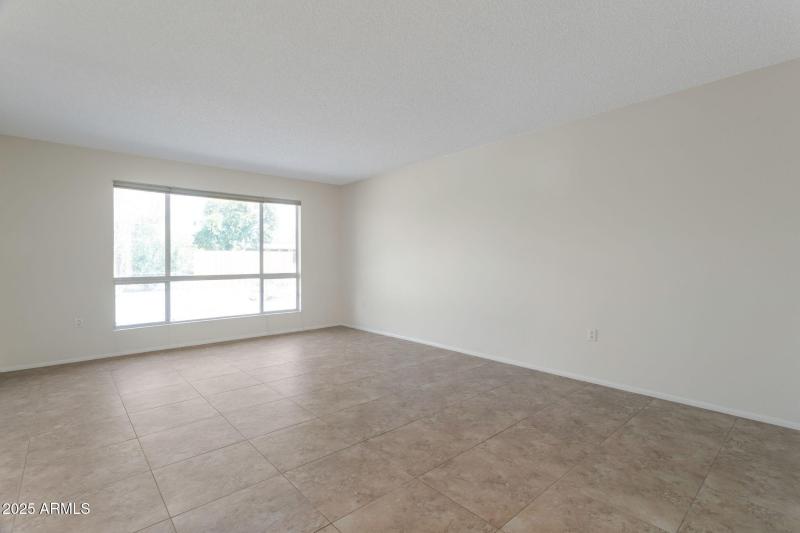 3-web-or-mls-Qp-2074