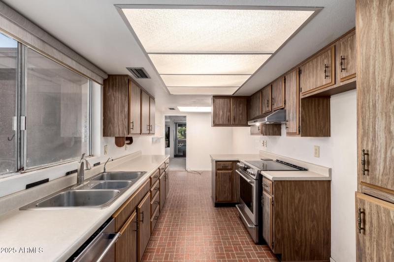 Plenty of Kitchen Storage