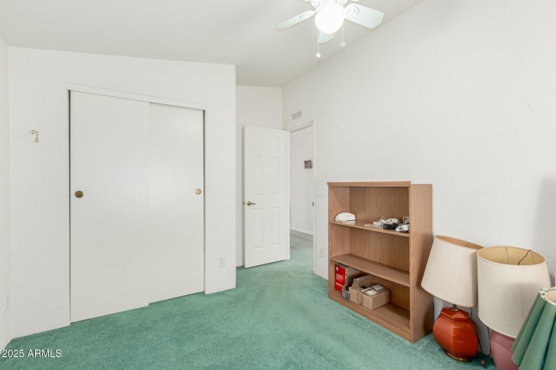 3rd Bedroom w/ Double Sliding Closet