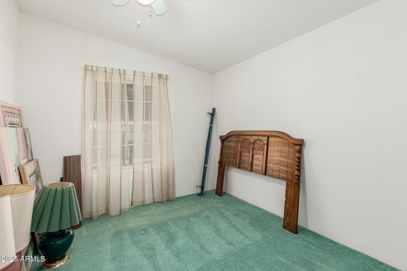 3rd Bedroom w/ Double Sliding Closet