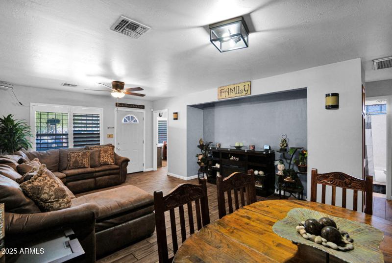 10-web-or-mls-P1279500