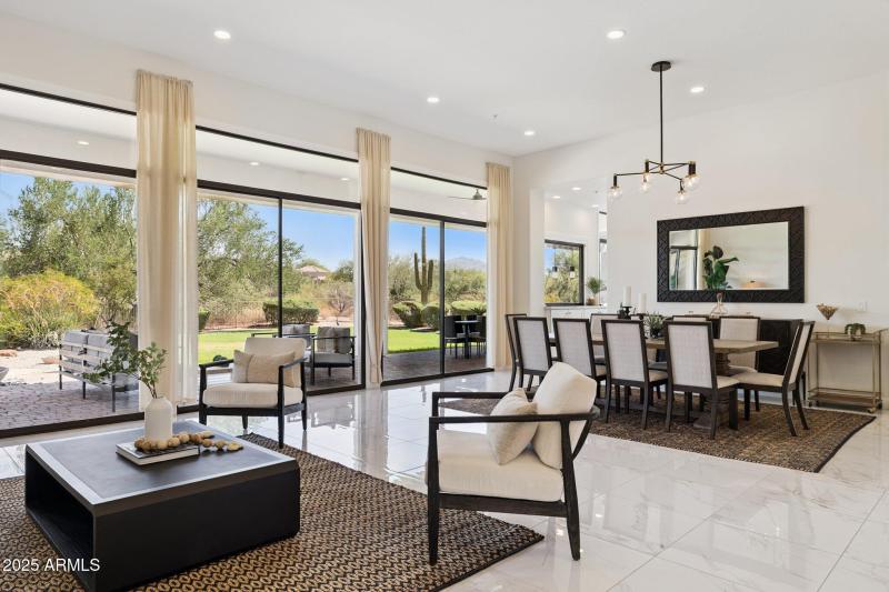 8-web-or-mls-7832-e-parkview-ln