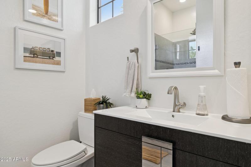 36-web-or-mls-7832-e-parkview-ln