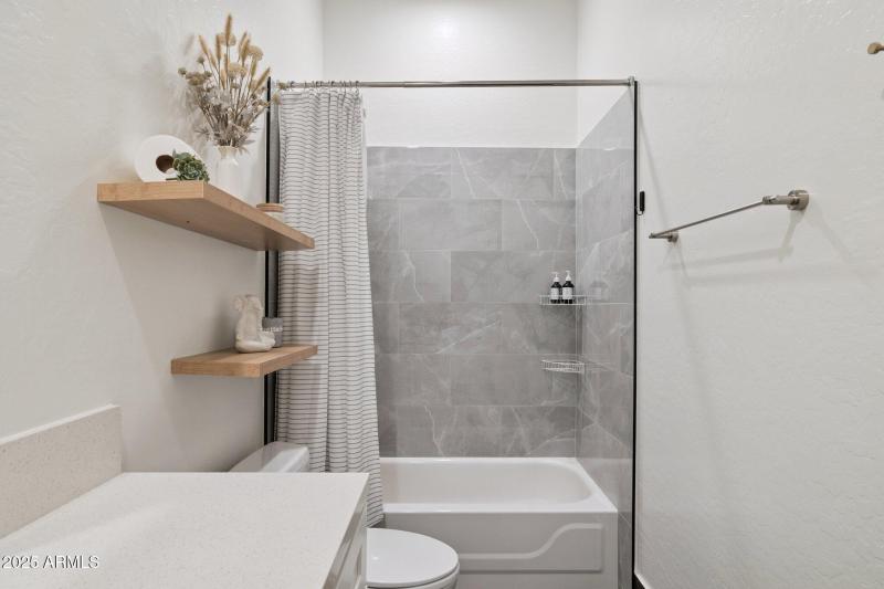 42-web-or-mls-7832-e-parkview-ln