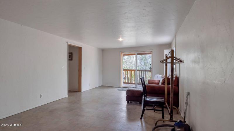 27-web-or-mls-Qp-1006509