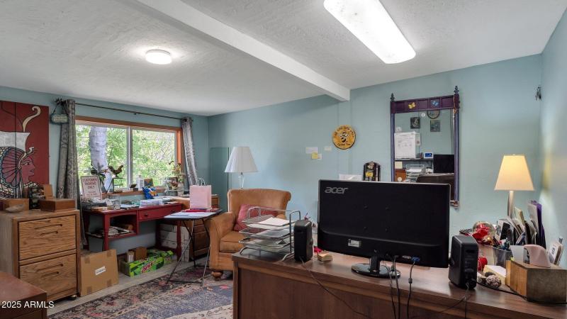 24-web-or-mls-Qp-1006494