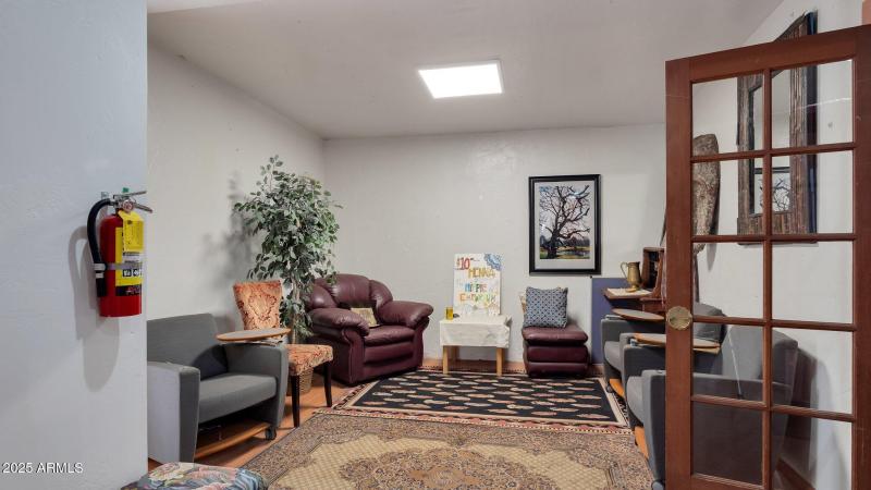 10-web-or-mls-Qp-1006440