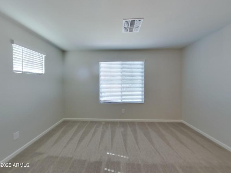 5_pc_FpegIYqEBr_uJtMINRACD_layout_1