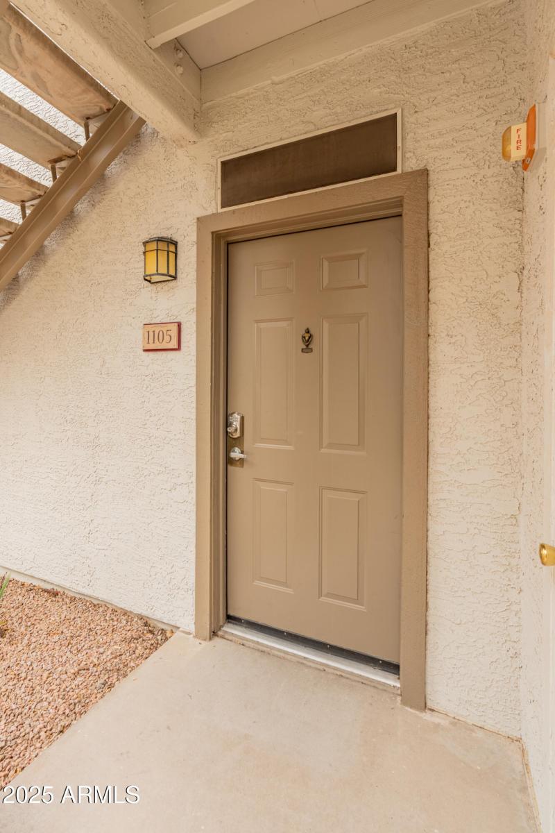 Lower Level End Unit