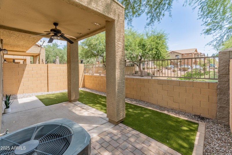 2250 E Deer Valley Rd Unit 104-27