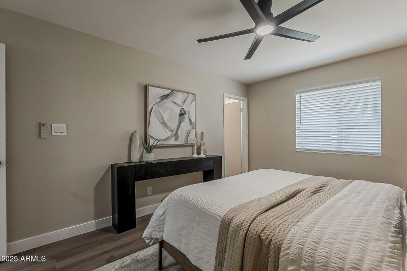 32-web-or-mls-Portobello Ave-32