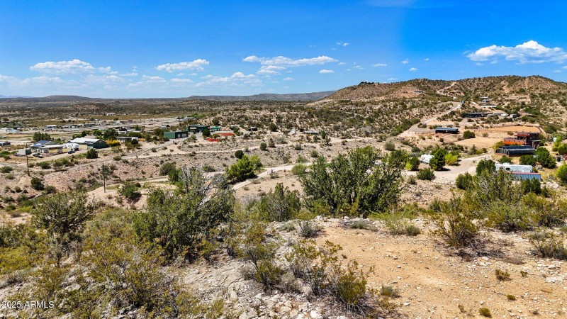 16-Lot Photo 194J (3)