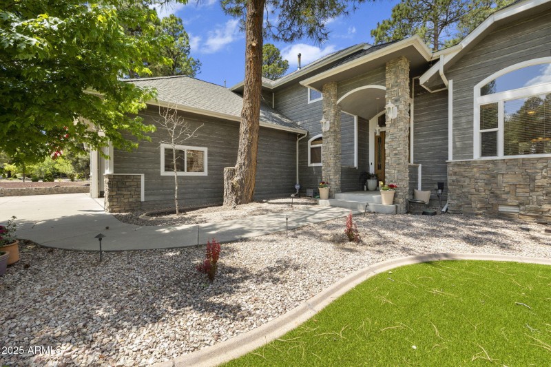 41-web-or-mls-FA9A6269