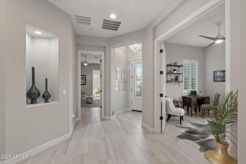 829 E Snowy Farm Dr.