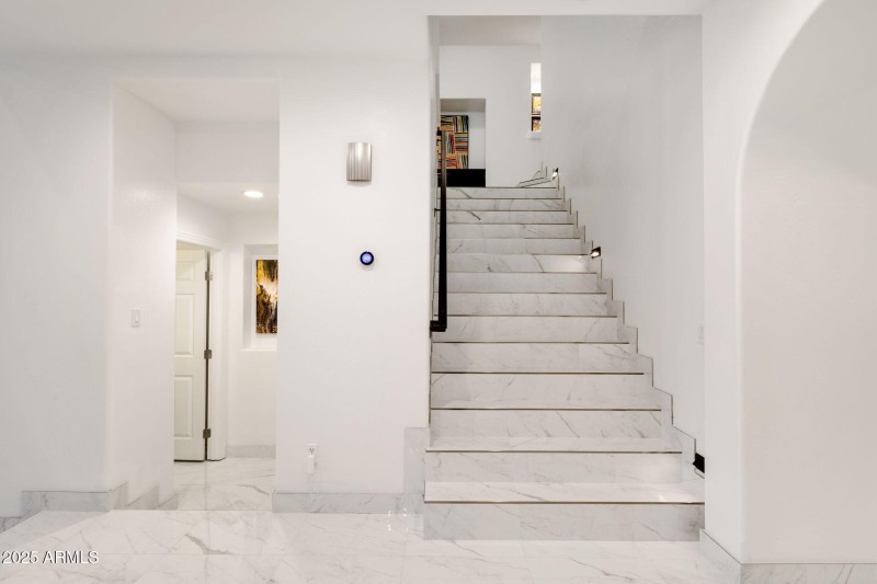 34-web-or-mls-4537-e-blue-sky-dr