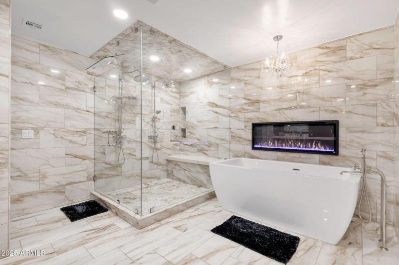 50-web-or-mls-4537-e-blue-sky-dr