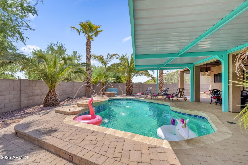 58-web-or-mls-4537-e-blue-sky-dr