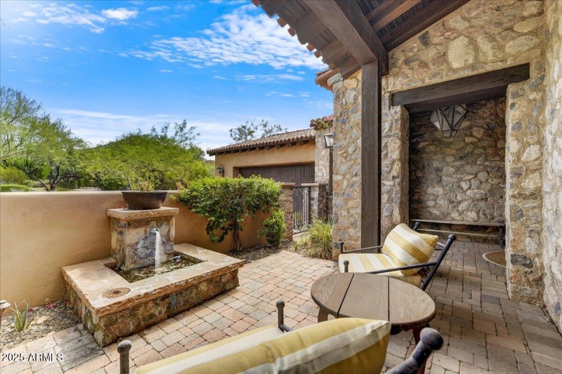 15-Front Patio Sitting