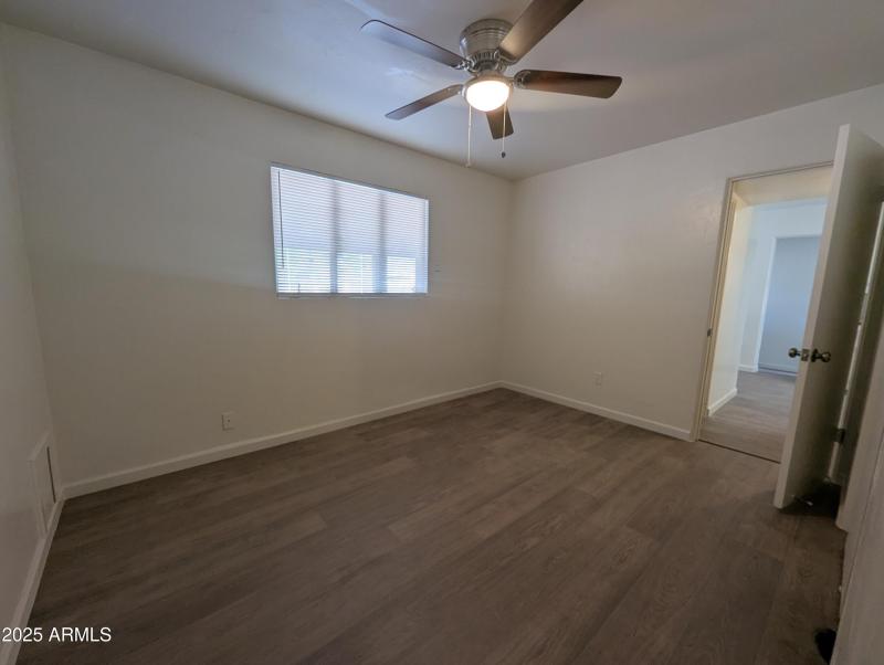 PXL_20250812_000140240