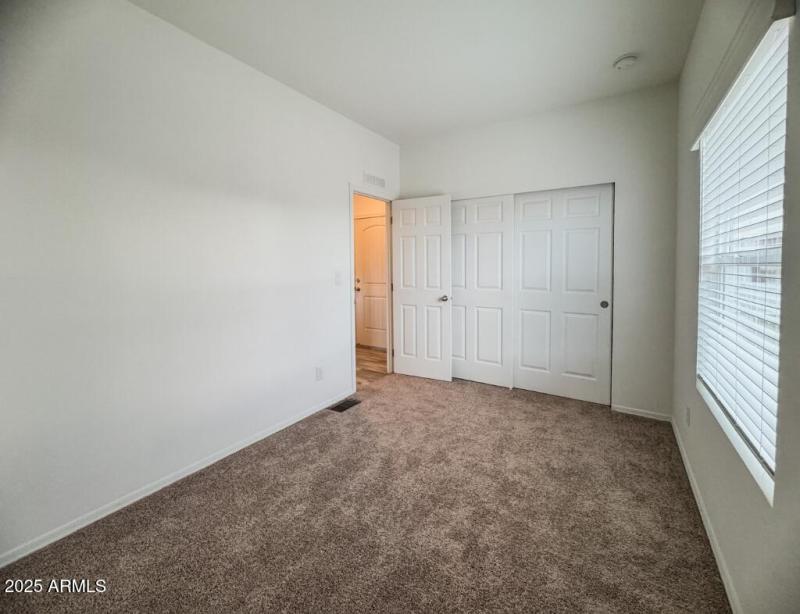 6 Alsdorf - 2nd Bdrm - 66