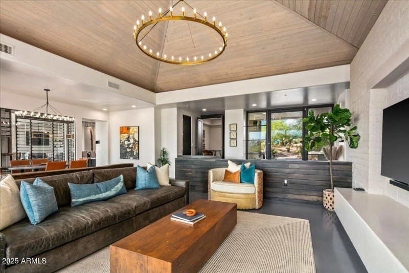 12-Living Room To Entry