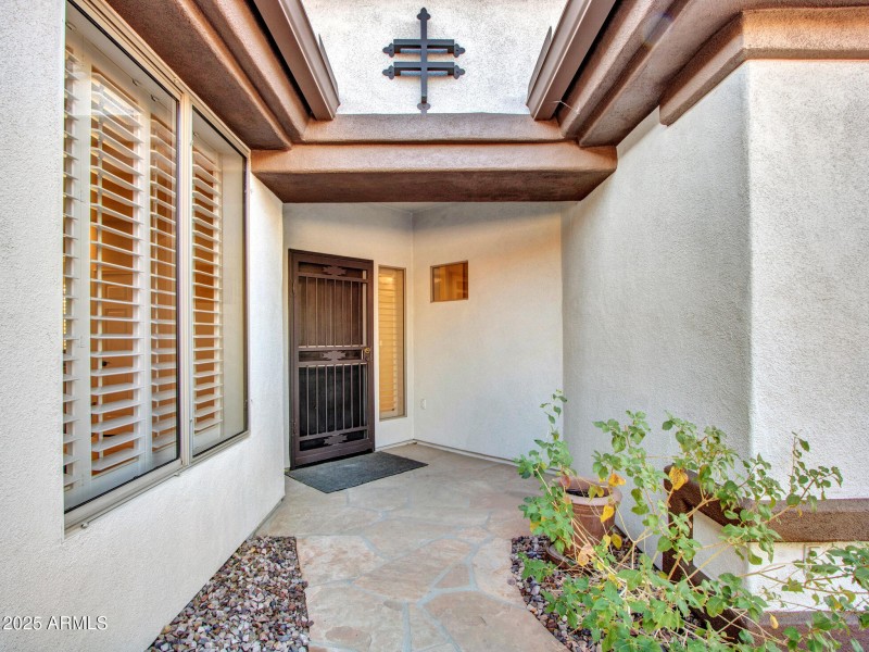 02-Casita-and-Front-Door-patio-(3)