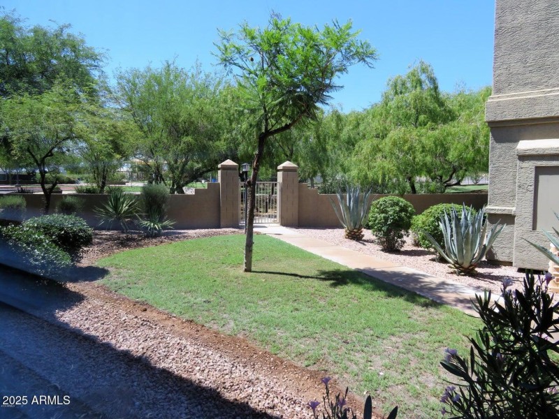 PARK LIKE SURROUNDINGS