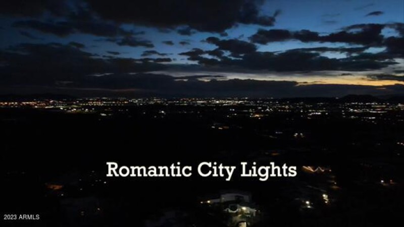 300 W Quartz Rock - Romantic City Lights