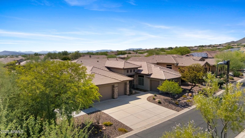 41714 N SIGNAL HILL CT