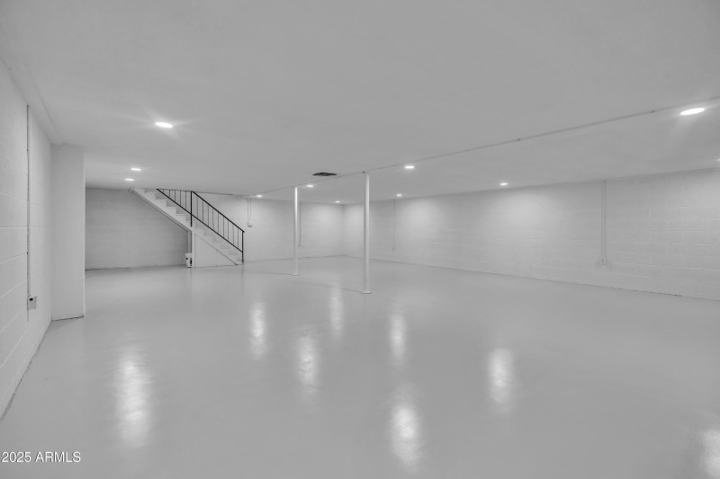 ReShoot_4112_S_Grandview_Ave9