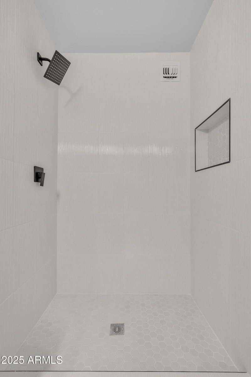 ReShoot_4112_S_Grandview_Ave2