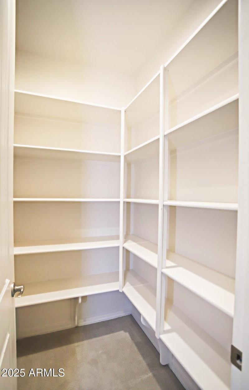 1954 E GERONIMO Street